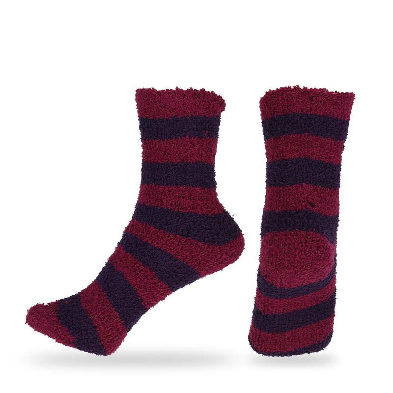 Großhandel oder benutzerdefinierte Feder Garn Low-Gauge Winter thermische warme flauschige Socken 